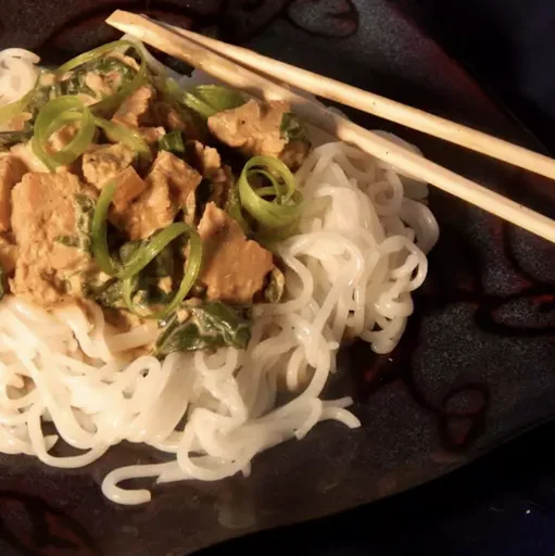 Seitan In Peanut Sauce