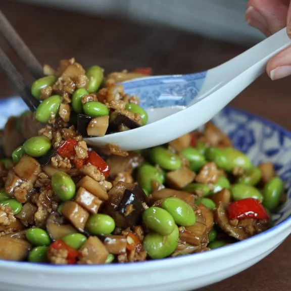 Edamame-stirFry-e1714488054358